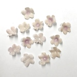 【30枚】 ミニミニ  あじさいの花びらパーツ  ピンク系