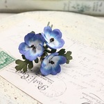 布花 ネモフィラブローチ