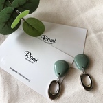 ✺ピアス/イヤリング✺くすみブルーピアス