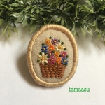 お花の刺繍ブローチ✴︎551