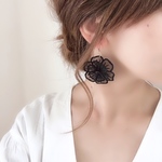 ブラックレースフラワーピアス*イヤリング