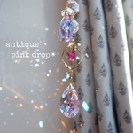antique pink drop✴︎2連 スワロフスキー サンキャッチャー✴︎