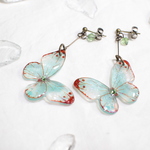 空気蝶     ～air  butterfly～  ピアス  （アンティークグリーン）