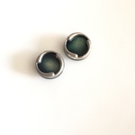 5257 インポート フランス ヴィンテージボタン 23mm×2個 グリーン シルバー