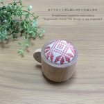  針山＊北欧柄＊赤ピンク＊イラストこぎん刺し