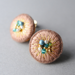 ＜Stella～遊び好きの星～＞刺繍イヤリング◎クリムトの星<歓喜の歌>◎アレルギー対応パーツ変更可能 