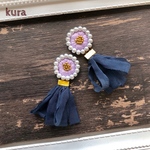 パープルの刺繍とタッセルのピアス/イヤリング
