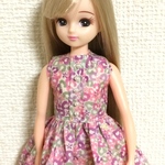 リカちゃん リバティプリントのワンピース