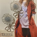 RUKIRIRIA #270 シルバーフラワーピアス  メタルピアス 大ぶりピアス 大ぶりイヤリング 