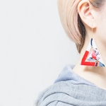 triangle cubeピアス/イヤリング大(red)