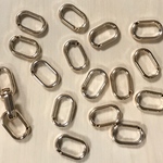 GOLD PLASTICS CHAIN PARTS