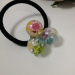 球体レジンのお花ヘアゴム