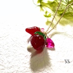 【苺ﾈｯｸﾚｽ】strawberry×strawberry - ﾎﾜｲﾄﾁｮｺﾌｫﾝﾃﾞｭ -