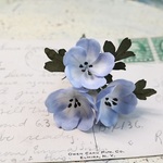 布花 ネモフィラブローチ