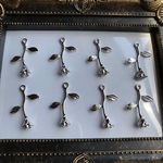 送料無料／枝付きローズパーツ3✖️2cm     8pcs   Ｓ478番