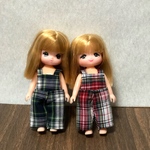 ミキちゃんマキちゃん  チェック柄サロペット２点
