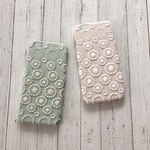 パステルサークルレース刺繍レース   iPhoneケース