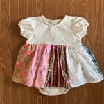 ベビー服☆ 80サイズのパッチ風スカートロンパース