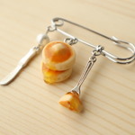 【再販】とろ～り パンケーキ ブローチ