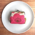   マチ付きがま。お花ピンク