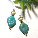 300円☆チェコフラワー☆菱形(ターコイズ)のピアス/イヤリング