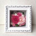 薔薇のフレームアレンジ♪母の日ピンクプリザーブドフラワー母の日花ブリザードフラワー結婚式誕生日プリザ薔薇プレゼント誕生日バラギフト花器サプライズ結婚祝い退職祝い卒業祝いリボン 