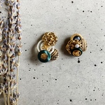 beeボタンピアス