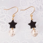 ブラックスターピアス★おしゃれでかわいい星柄ビーズのゴールドピアス*スター*イヤリング* //black star earrings//