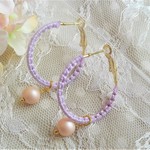 No.258【送料無料】ラベンダー色の編み編みフープピアス