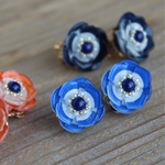 《blue》アネモネの花