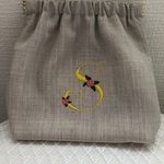 イニシャル刺繍バネポーチ