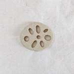 れんこんのブローチ