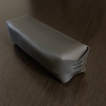 プレゼントにも最適 レザーの大人メガネケース ペンケース  刻印いたします