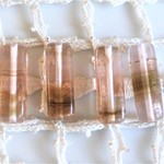細長　桜餅　チェコビーズ4個