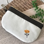   ♦ 限定品 ♦ ふんわりポーチ  フラワー刺繍