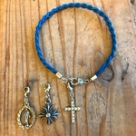【お客様別注品】ロイヤルブルーの本革メッシュネックレス & 3点チャームセット