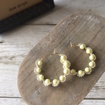 ✳︎小さめ♡パステルイエローのパールフリルフープピアス／イヤリング✳︎