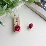 【真紅】薔薇の耳飾り