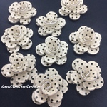 2個　べっ甲　べっこう　鼈甲　べっ甲　シェル　パーツ　素材　材料　金具　ピアス　イヤリング　アクセサリー　資材　チャーム　