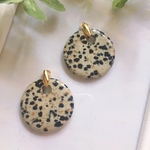 ダルメシアン ピアス／イヤリング