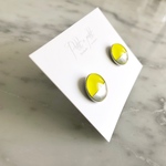 こつぶピアス・ネオンイエロー(送料無料）