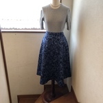 ビオラのフレアスカート