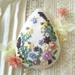 刺繍ブローチ★ハーブと薔薇の庭
