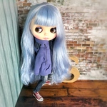 ロゴ入りハイネックパーカー（パープル）
