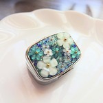 ✨プレゼントに✨＊flower garden＊大きめピルケース