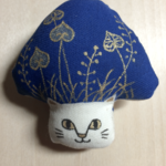 キノコねこブローチ（野草）