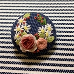 立体刺繍ブローチorヘアゴム 薔薇の花2
