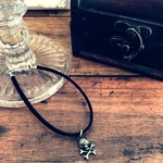 ＊髑髏スカルnecklace〜かえるのピクルス用＊