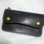 栃木レザーのトラッカーウォレット