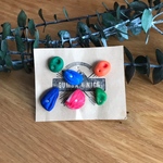 ボルダリング ホールド型 ピンバッチ  